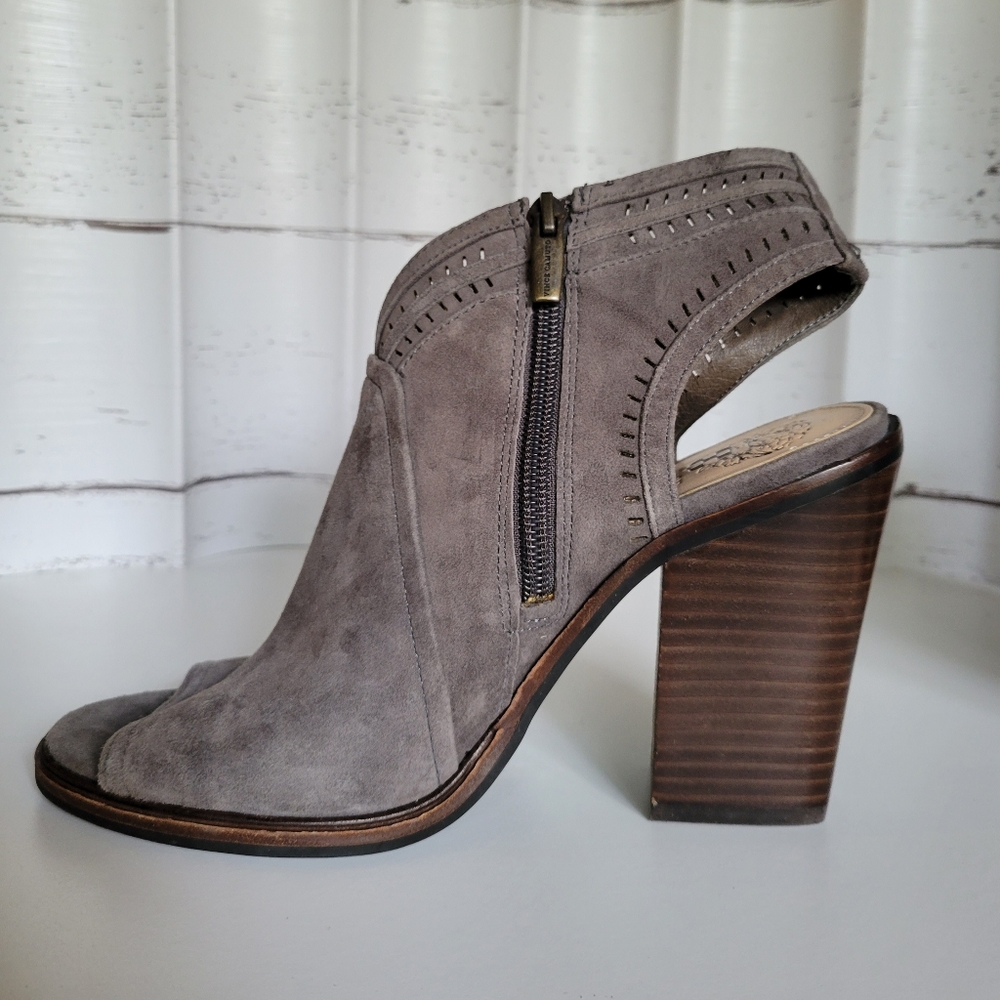Vince Camuto Gray Koral Perforated Open Toe Bootie Size 8.5 - Suede Ankle Boots